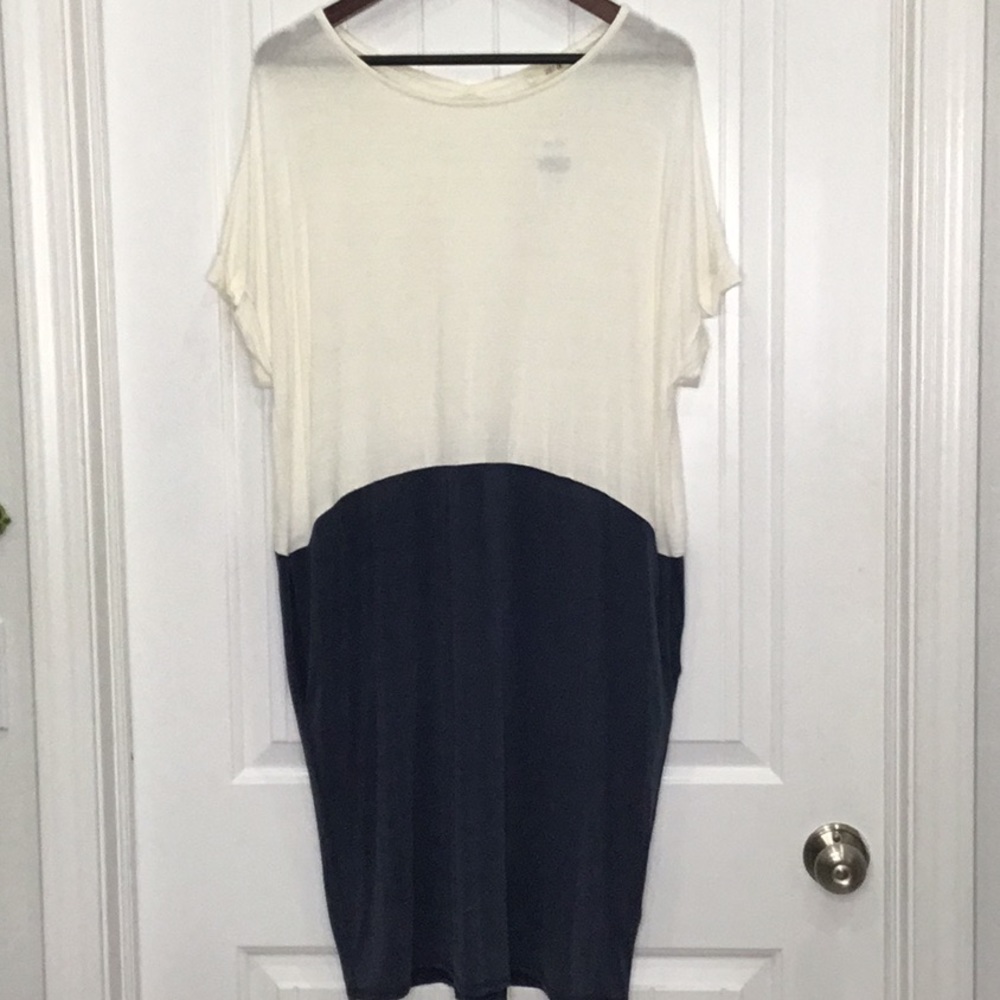 NWT White and navy dress